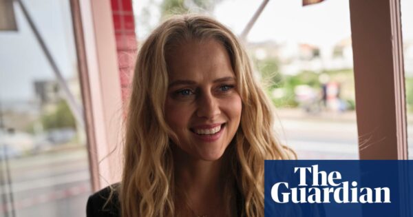 TV Tonight: More top-notch tunes in romantic drama mix tape | Television