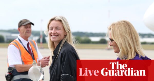 England arrives at home after Euro 2025 women’s glory on Downing Street – Live | Female euro 2025